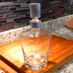 Deyoung 40 oz. European Glass Whiskey Decanter